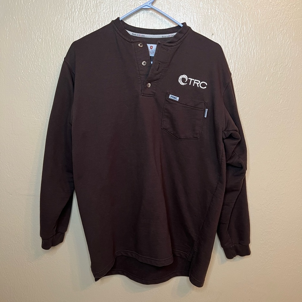 Flame resistant pullover